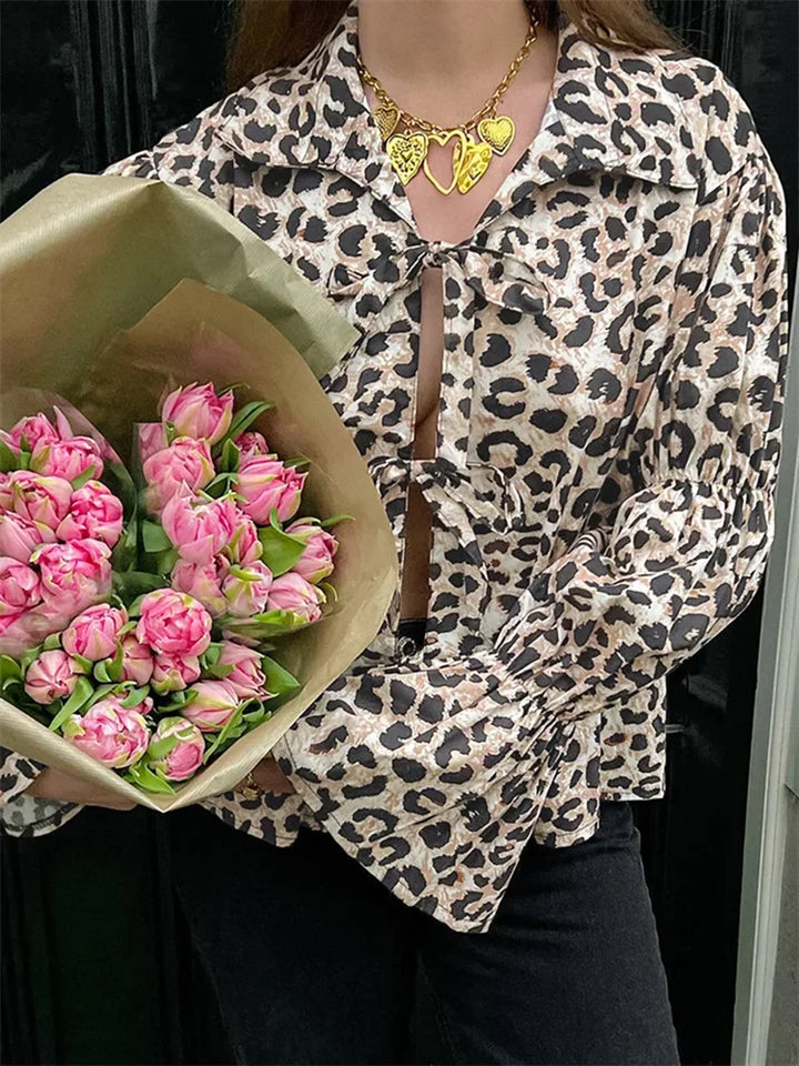 Leopar Desenli Bağlamalı Gömlek Bluz