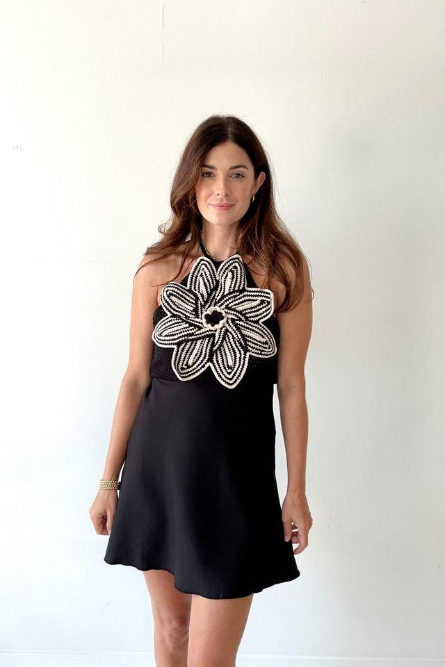 Alda Çiçek Tığ İşi Boyundan Bağlı Mini Elbise