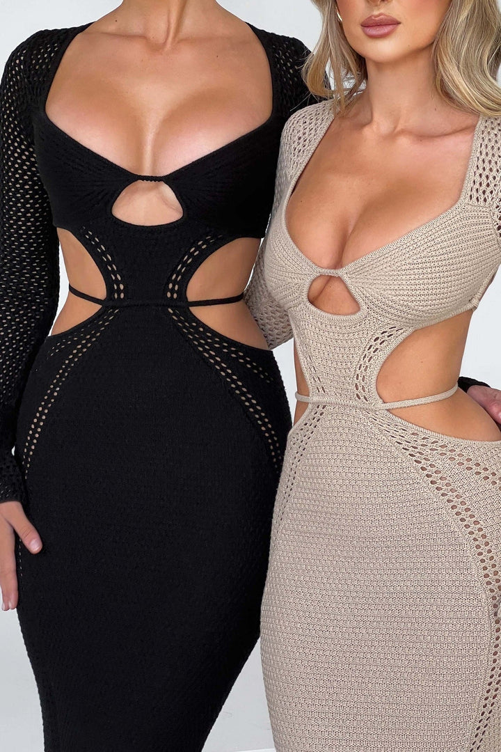 Antonia Cut-Out Sırtı Açık Tığ İşi Maxi Elbise