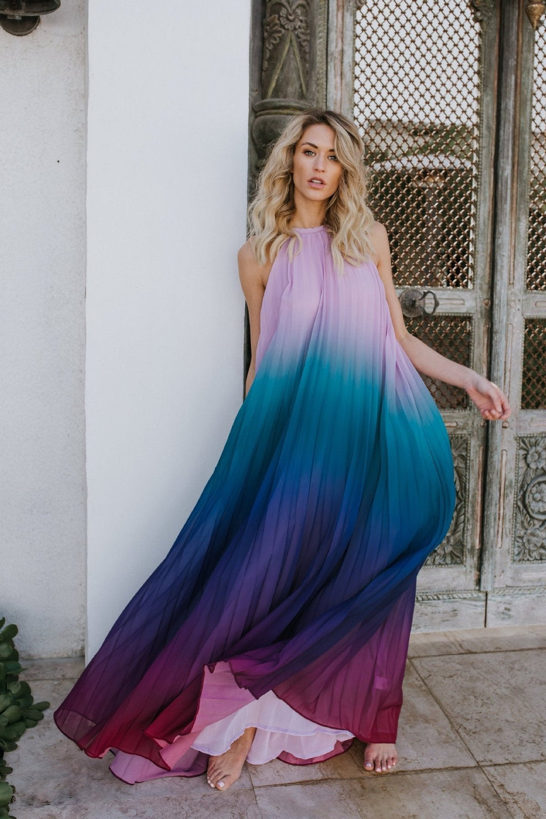 Basia Baskılı Boyundan Bağlamalı Sırtı Açık Uzun Çadır Elbise