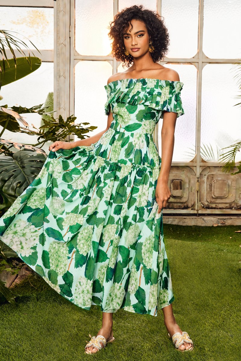 Bess Baskılı Fırfırlı Omuzu Açık Katlı Maxi Elbise