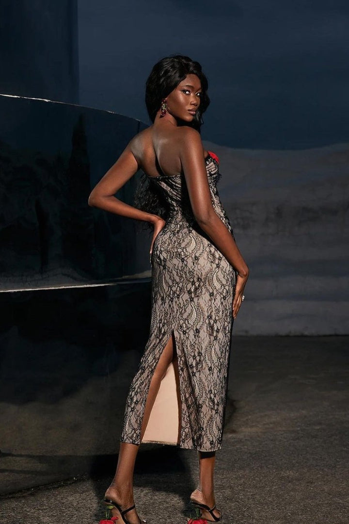 Betsy Çiçek Aplikeli Dantelli Midi Elbise