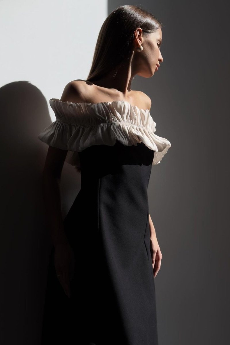 Bonnie Düşük Omuz Fırfırlı Maxi Elbise