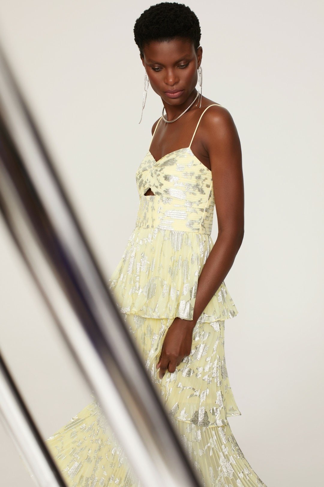 Cara Folyo Baskılı Büzgülü Katlı Midi Elbise