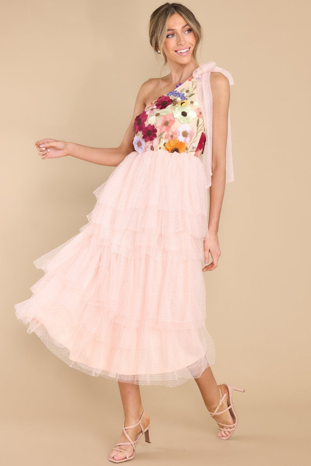 Claudia İşlemeli Tek Omuz Fırfırlı Midi Elbise