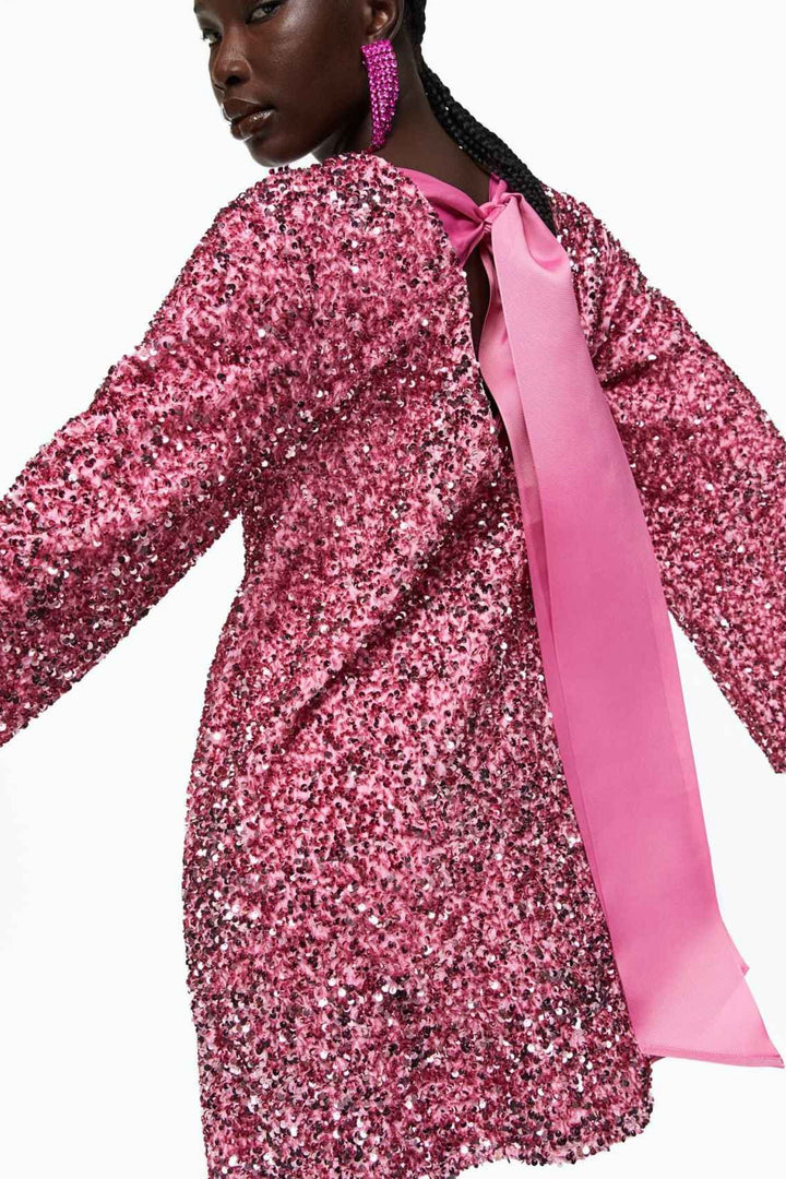 Mercan Payetli Arkadan Bağlamalı Mini Elbise