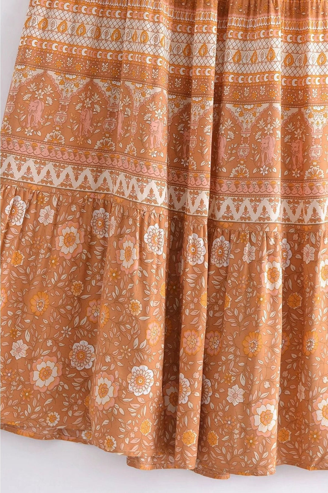 Damla Baskılı Büzgülü Boyundan Bağlamalı Slip Maxi Elbise