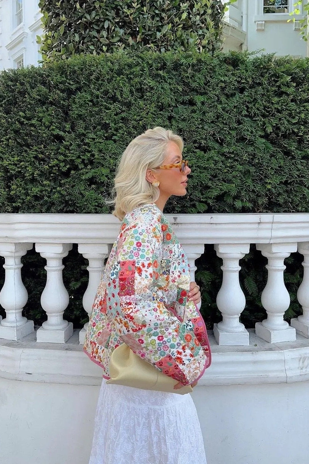 Dana Baskılı Kapitone Puf Takım