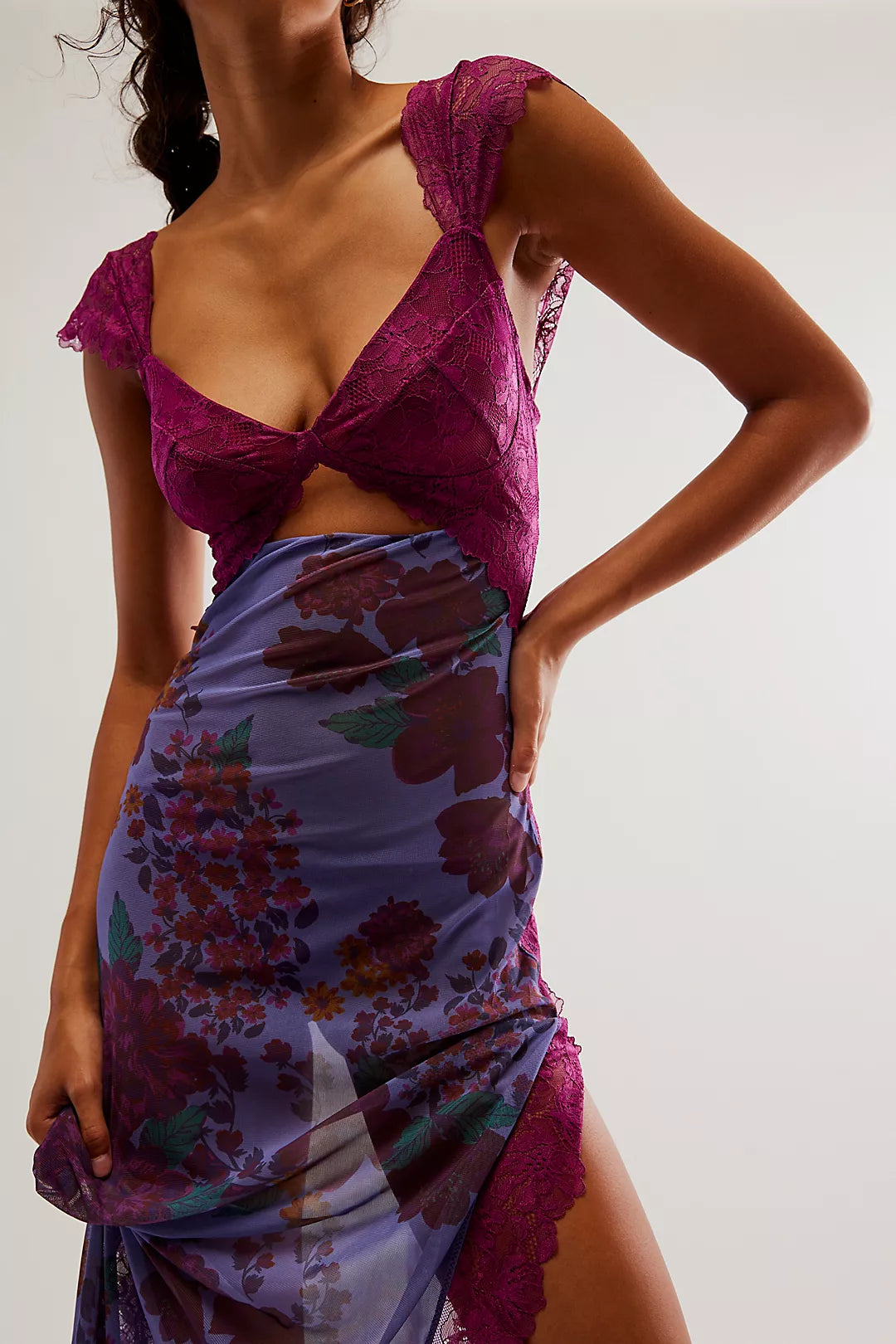 Vivienne Dantel Tül Birleşimli Elbise