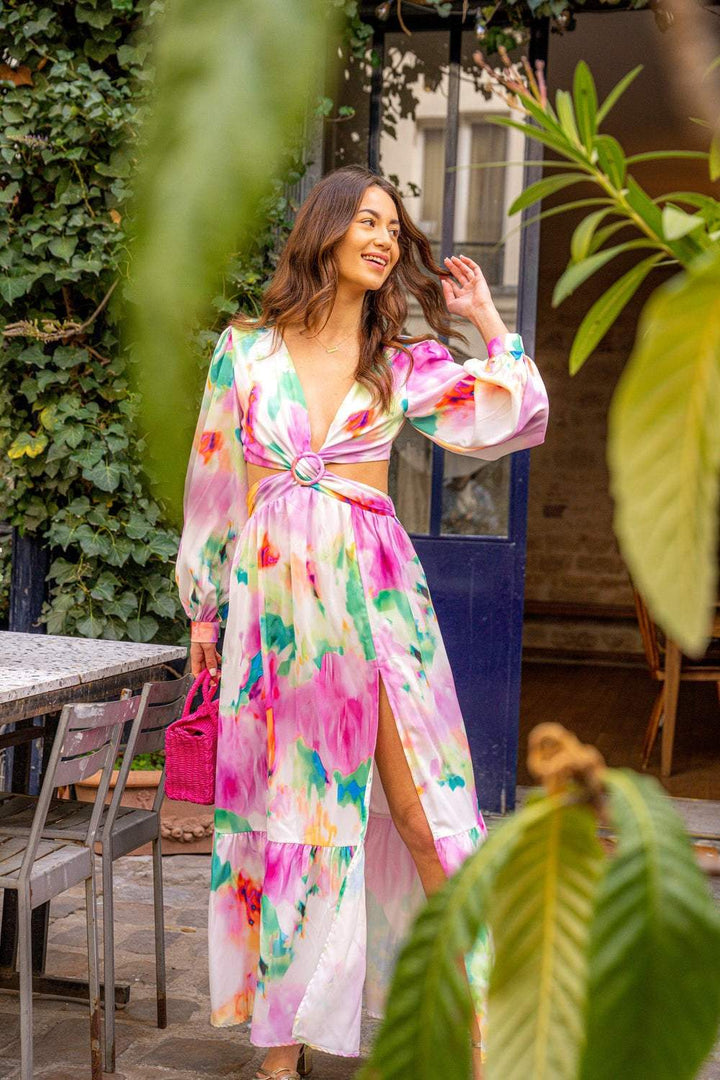 Eline Baskılı Dekolteli Yırtmaçlı Uzun Elbise