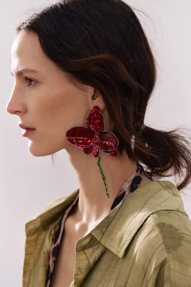 Emaye Çiçek Taşlı Aplike Küpe