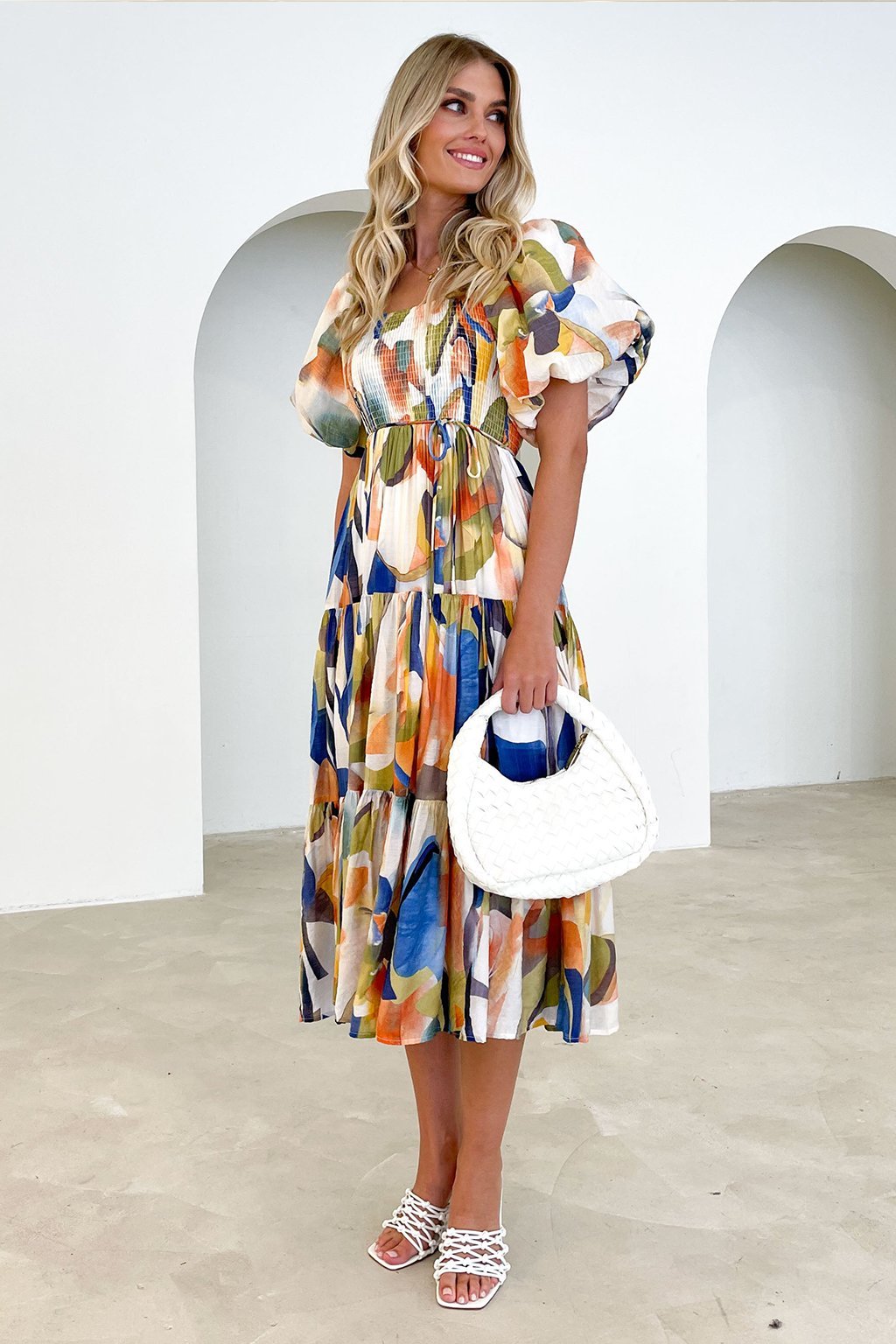 Erin Baskılı Büzgülü Korsajlı Geniş Midi Elbise