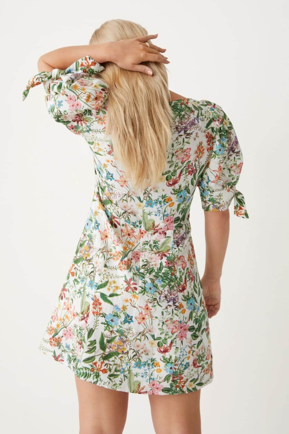 Gabrielle Baskılı Papyonlu Keten Mini Elbise