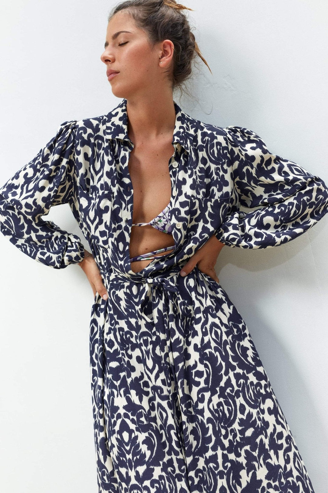 Gertie Baskılı Büzgülü Midi Gömlek Elbise