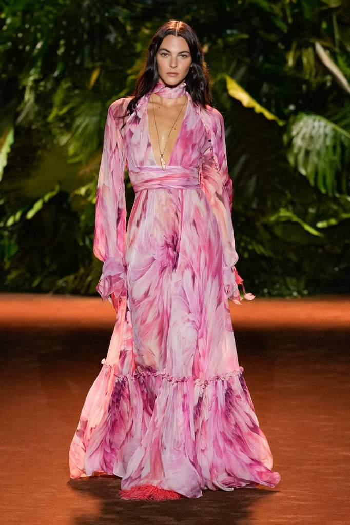 Gilda V Yaka Şifon Maxi Elbise