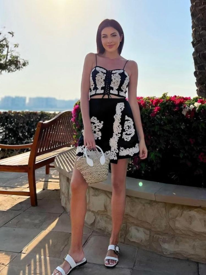 Harriet Dantel İşlemeli Set