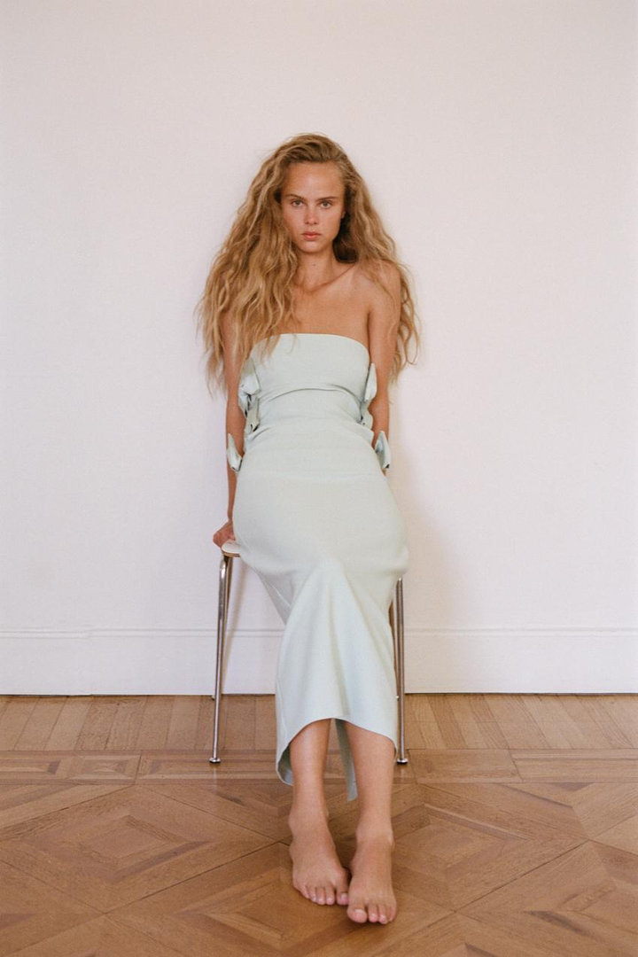 Straplez Fiyonklu Hollow Mini Elbise