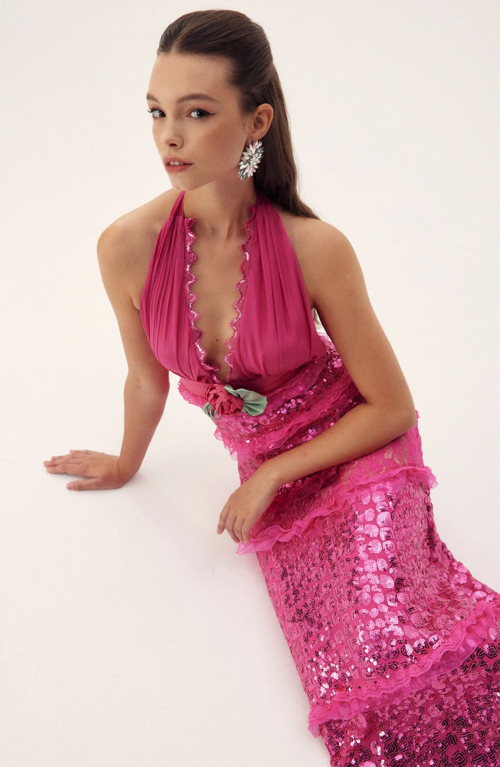 Sara Boyundan Bağlamalı Payet İşlemeli Maxi Elbise