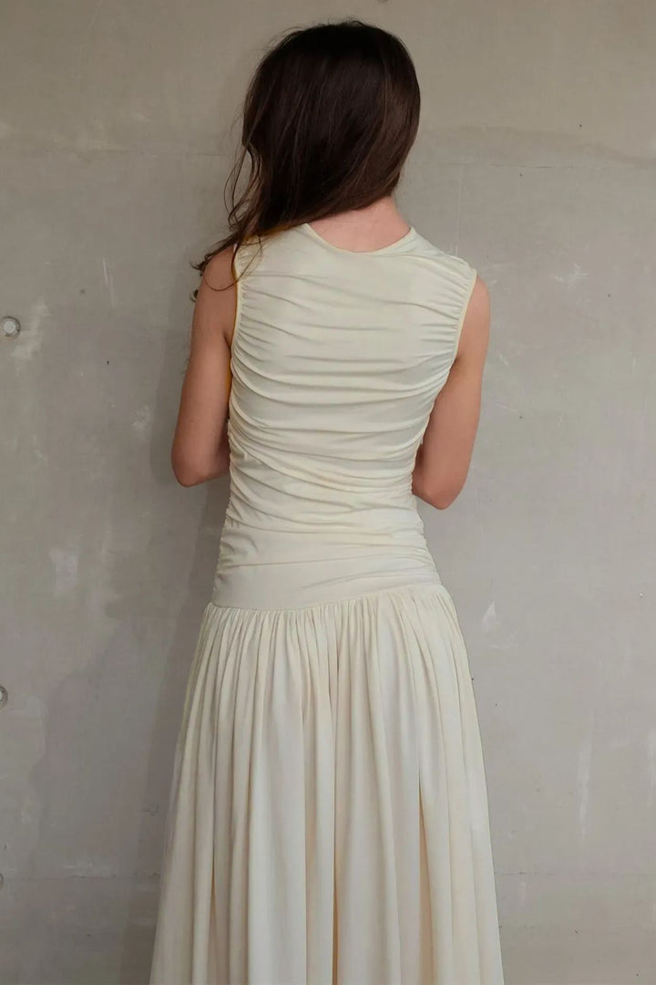 Quintina Yuvarlak Yaka Pileli Maxi Pamuklu Elbise