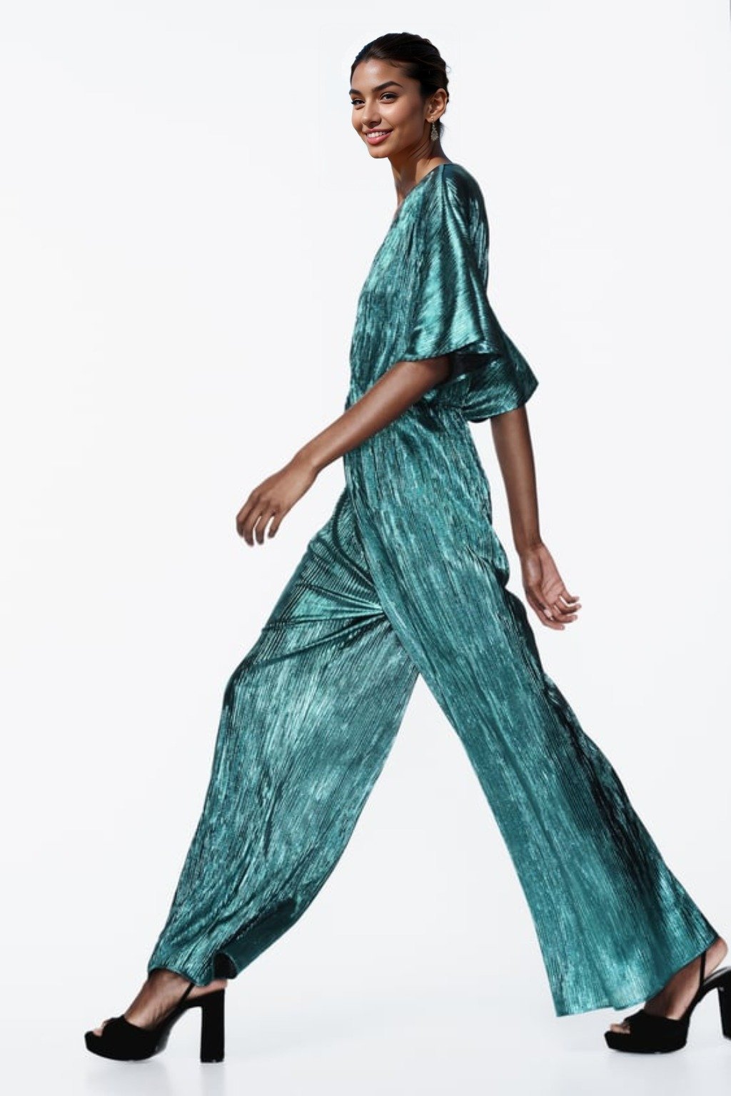 Jocelyn V Yaka Metalik Plise Tulum