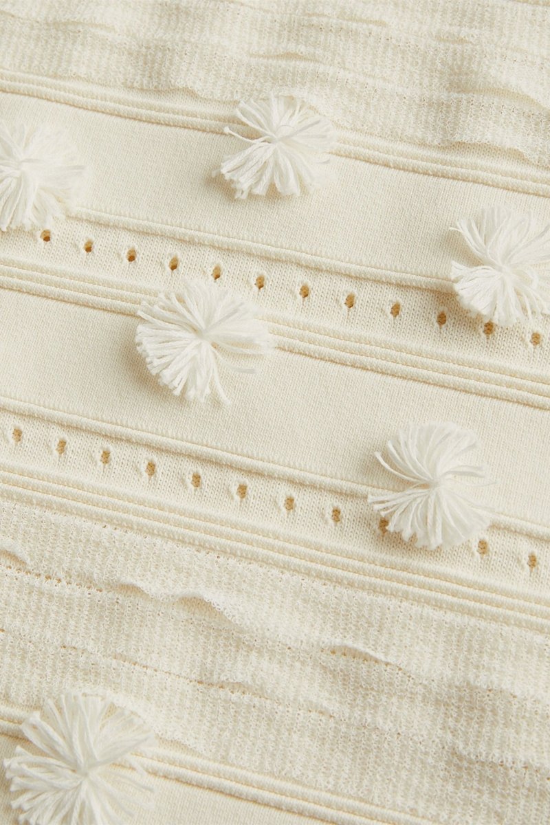 Julia Süslü Oymalı Örgü Takım