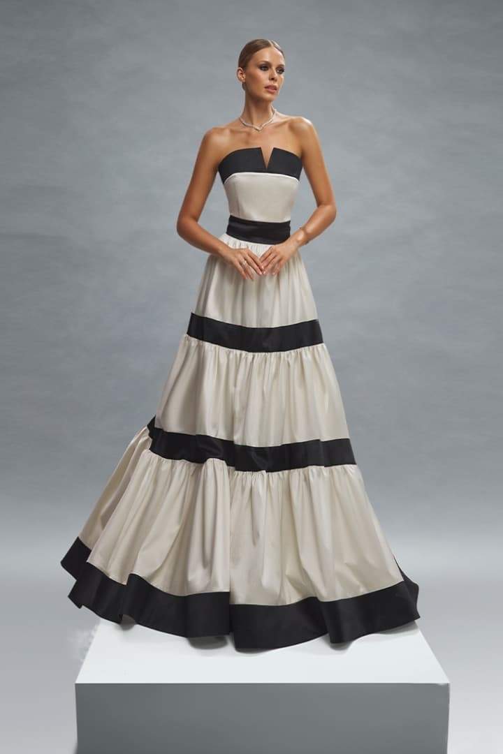 Karen Blok Renk Fiyonklu Uzun Elbise