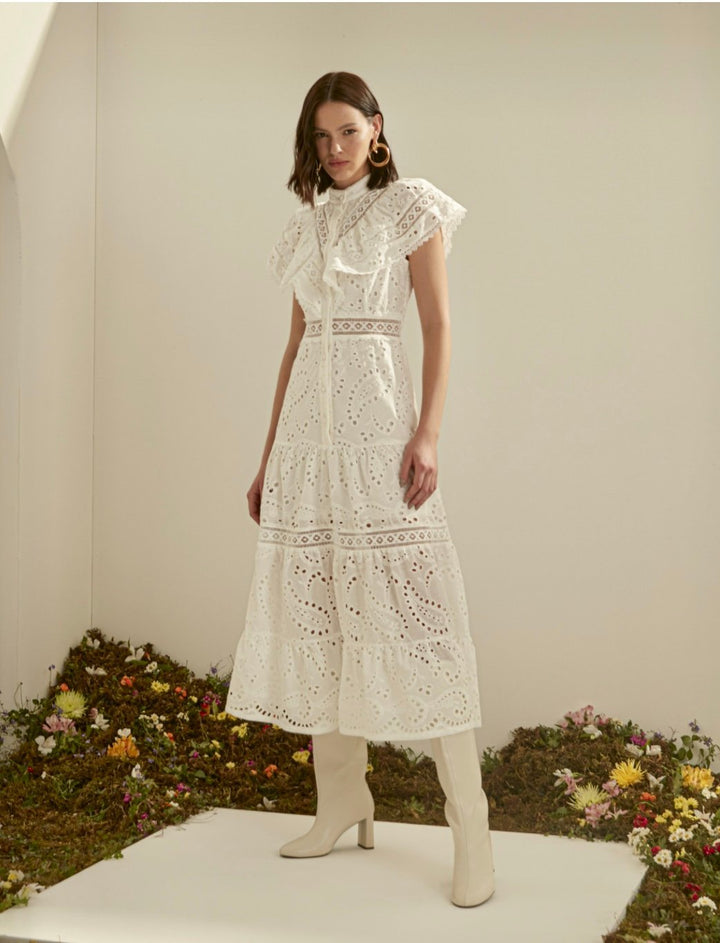 Kit Nakışlı Dantel Fırfırlı Düğmeli Midi Elbise