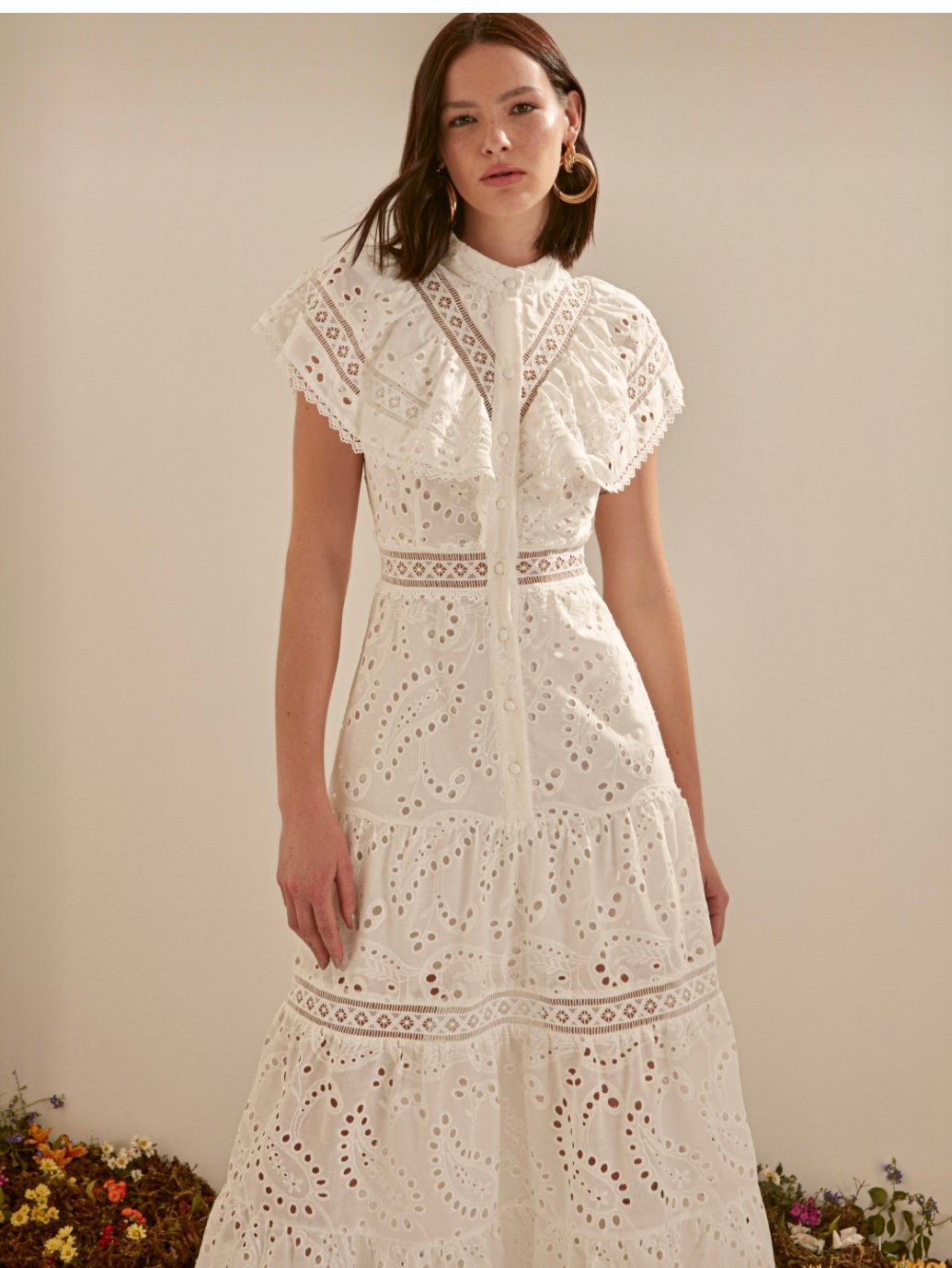 Kit Nakışlı Dantel Fırfırlı Düğmeli Midi Elbise