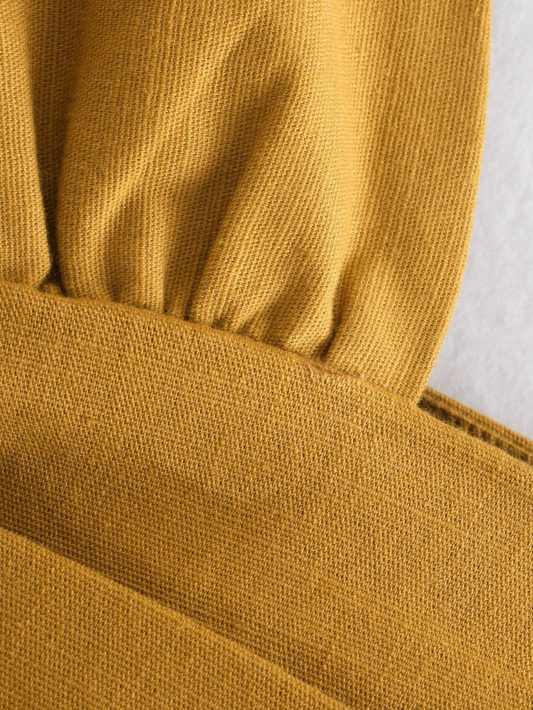 Laura Tek Omuzlu Crop Keten Üst