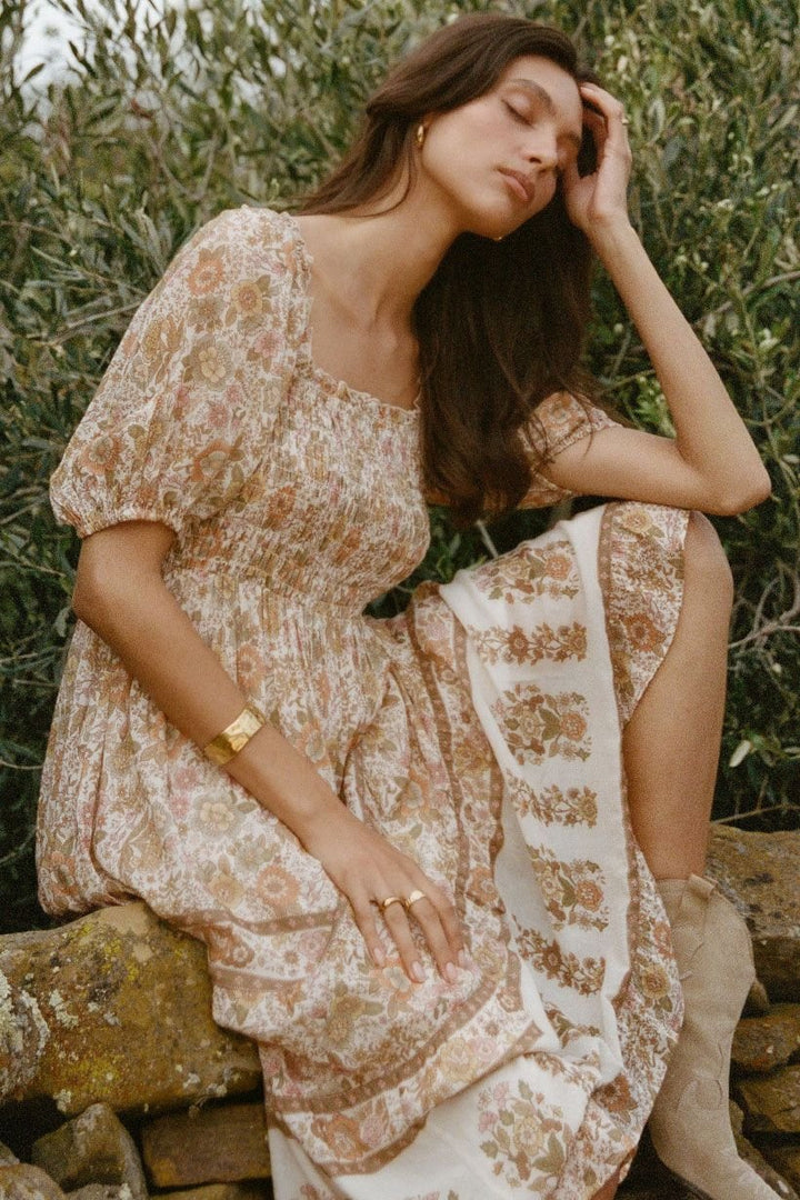 Libby Baskılı Büzgülü Korsajlı Geniş Midi Elbise