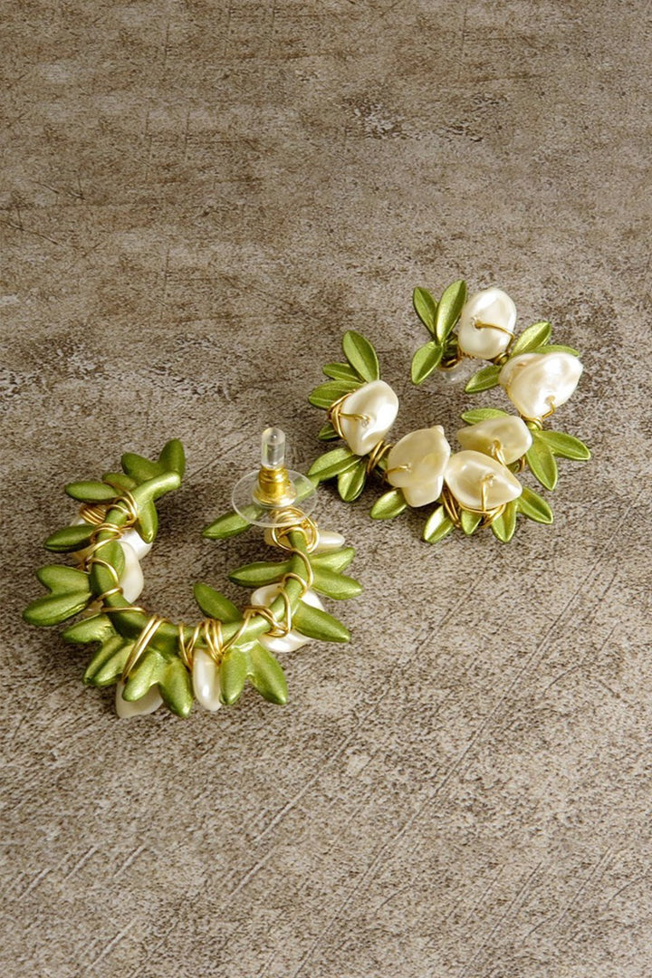 Zambak Yaprağı İnci Damla Küpe