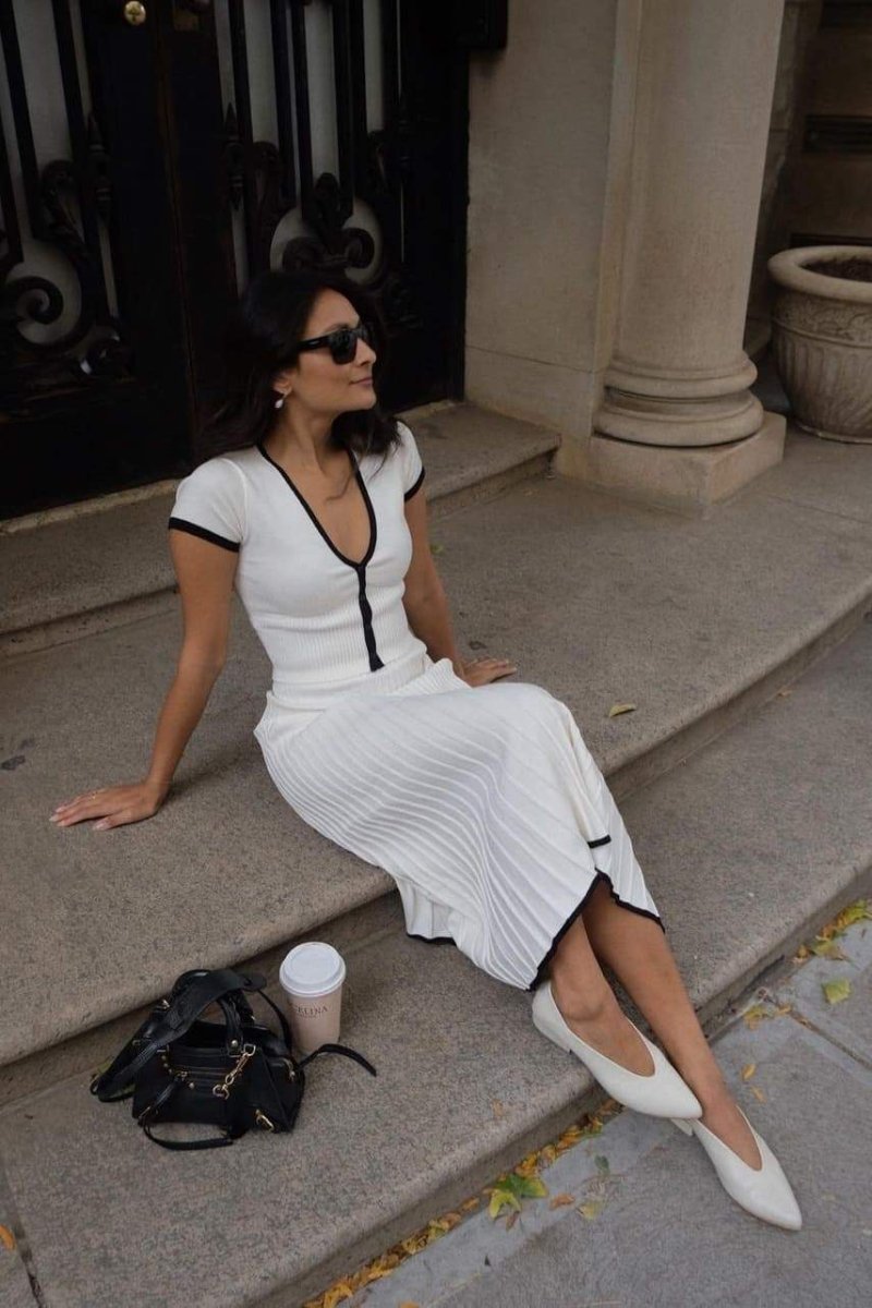 Marcia V Yaka Pileli Etek Takım