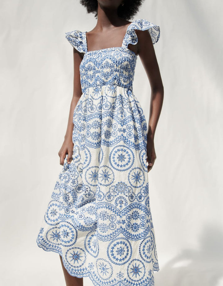 Maud İşlemeli Dantel Büzgülü Korsajlı Midi Elbise