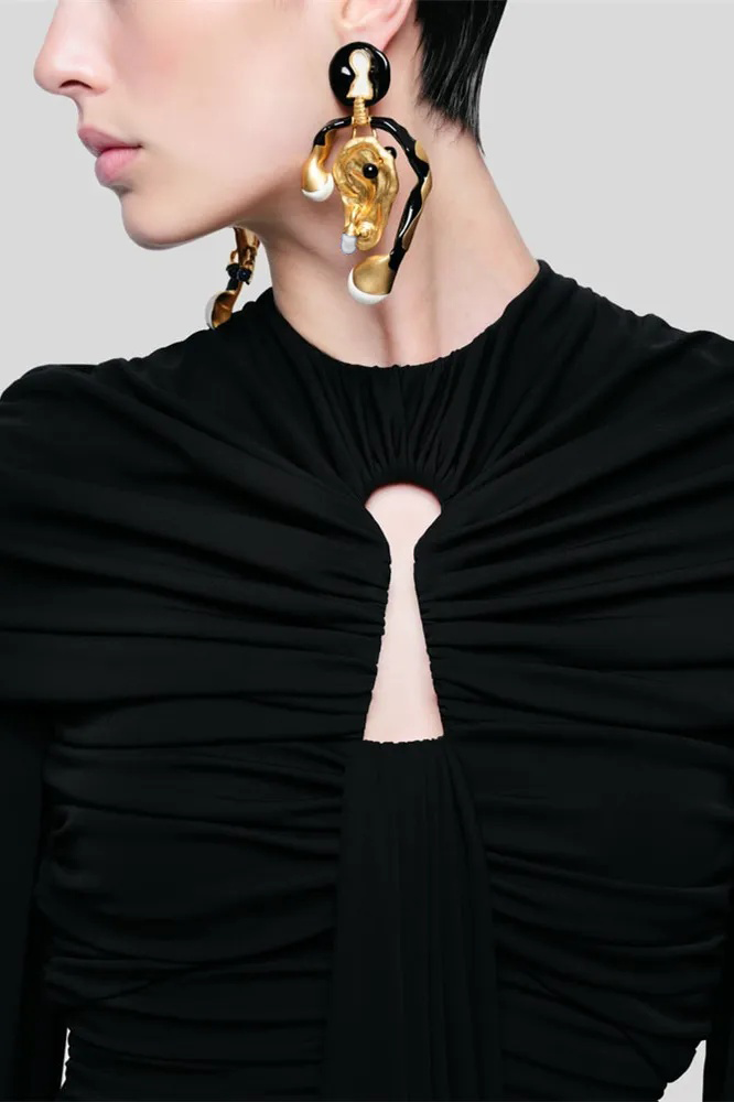 Barok Kulak Şekli Küpe