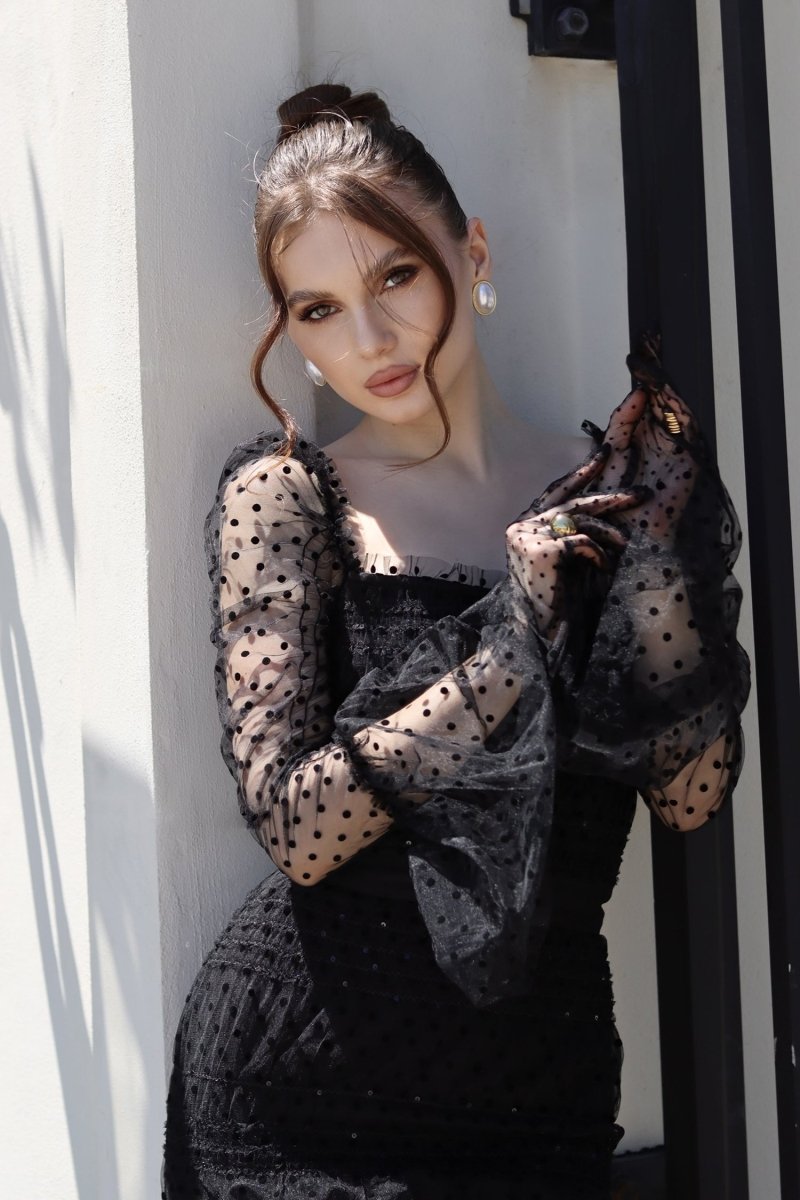 Monica Payet İşlemeli Kare Yaka File Midi Elbise