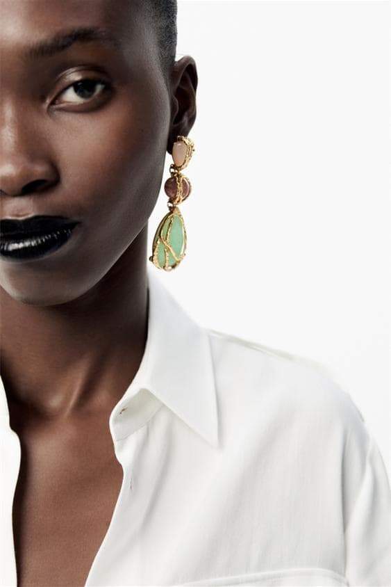 Çok Taşlı Sallantılı Küpe