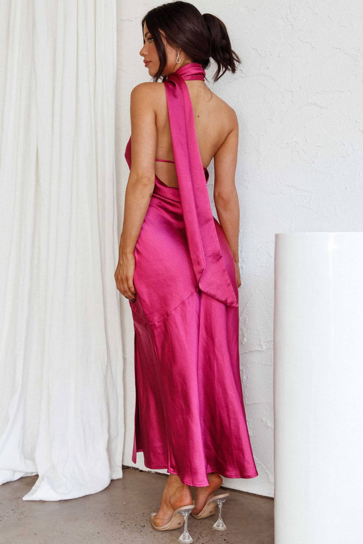 Nad Kapüşonlu Boyundan Bağlamalı Saten Midi Elbise