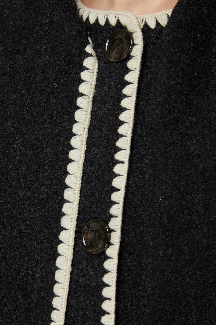 Noelle Nakışlı Eşarp Yün Kaban