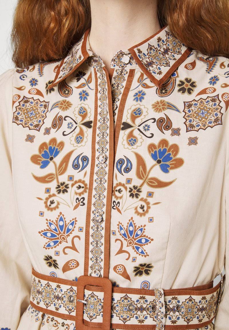 İncili Baskılı Kuşaklı Mini Gömlek Elbise