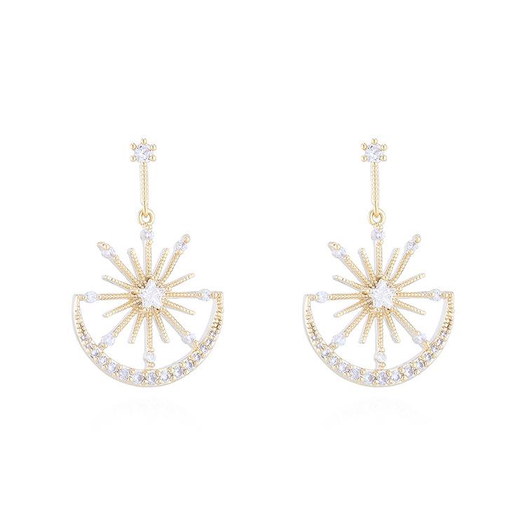 Penny Sun & Moon Pırlanta Sallantılı Küpe