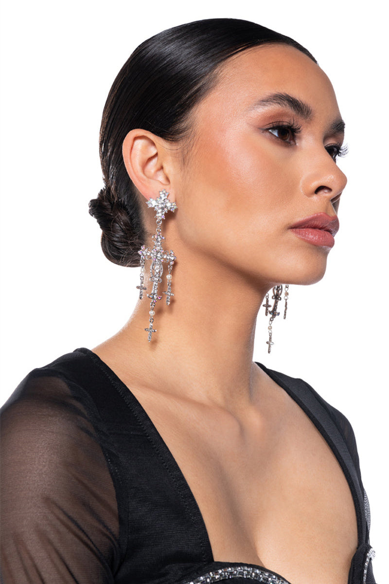 Barok Taşlı Çapraz Sallantılı Küpe