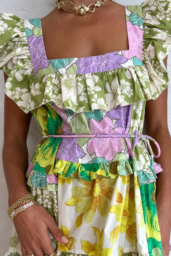 Shonna Baskılı Fırfırlı Kuşaklı Midi Elbise