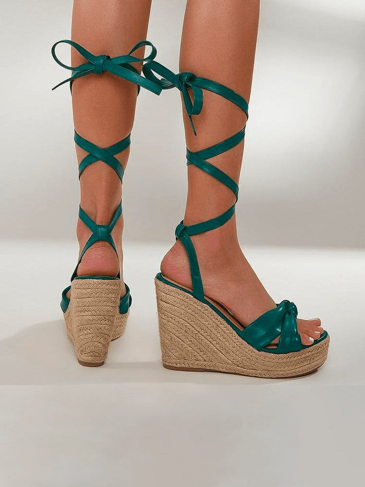 Tina Askılı Hasır Dolgu Topuklu Ayakkabı