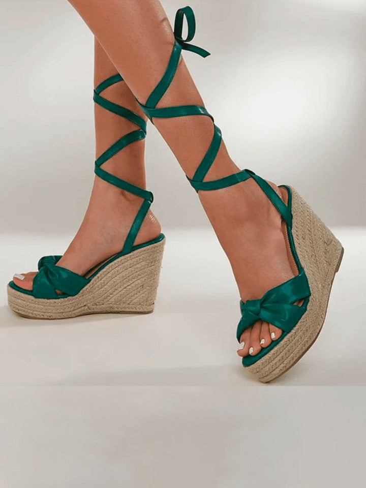 Tina Askılı Hasır Dolgu Topuklu Ayakkabı