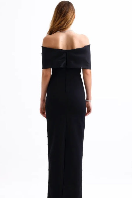 Griselda Omuzu Açık Kristal Taşlı Maxi Elbise